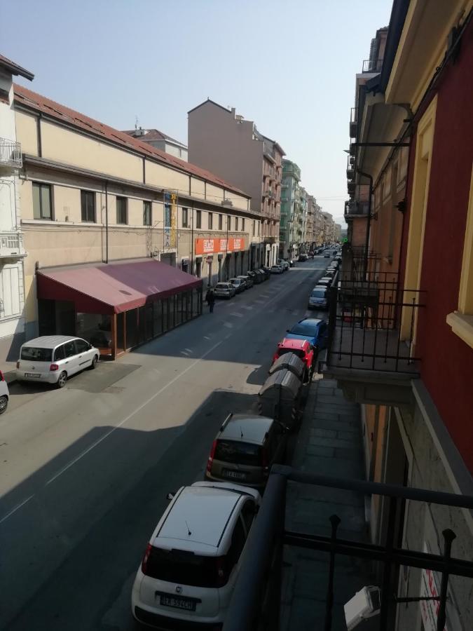 شقة Casa Bumbunin, Vicino Al Centro E Al Politecnico تورينو المظهر الخارجي الصورة